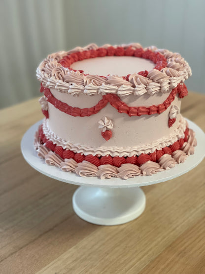Vintage Round Frill Cake