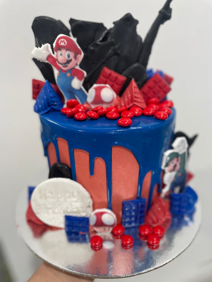 Superhero’s Party Cake