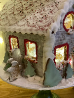 Luxe Gingerbread House Limted Edition Red