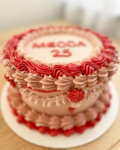 Vintage Round Frill Cake