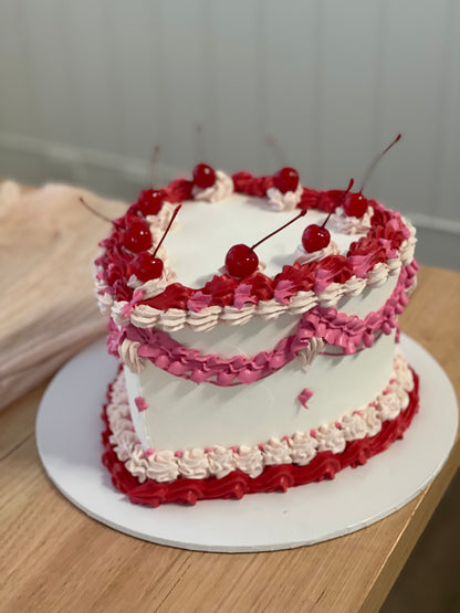 Vintage Heart Frill Cake