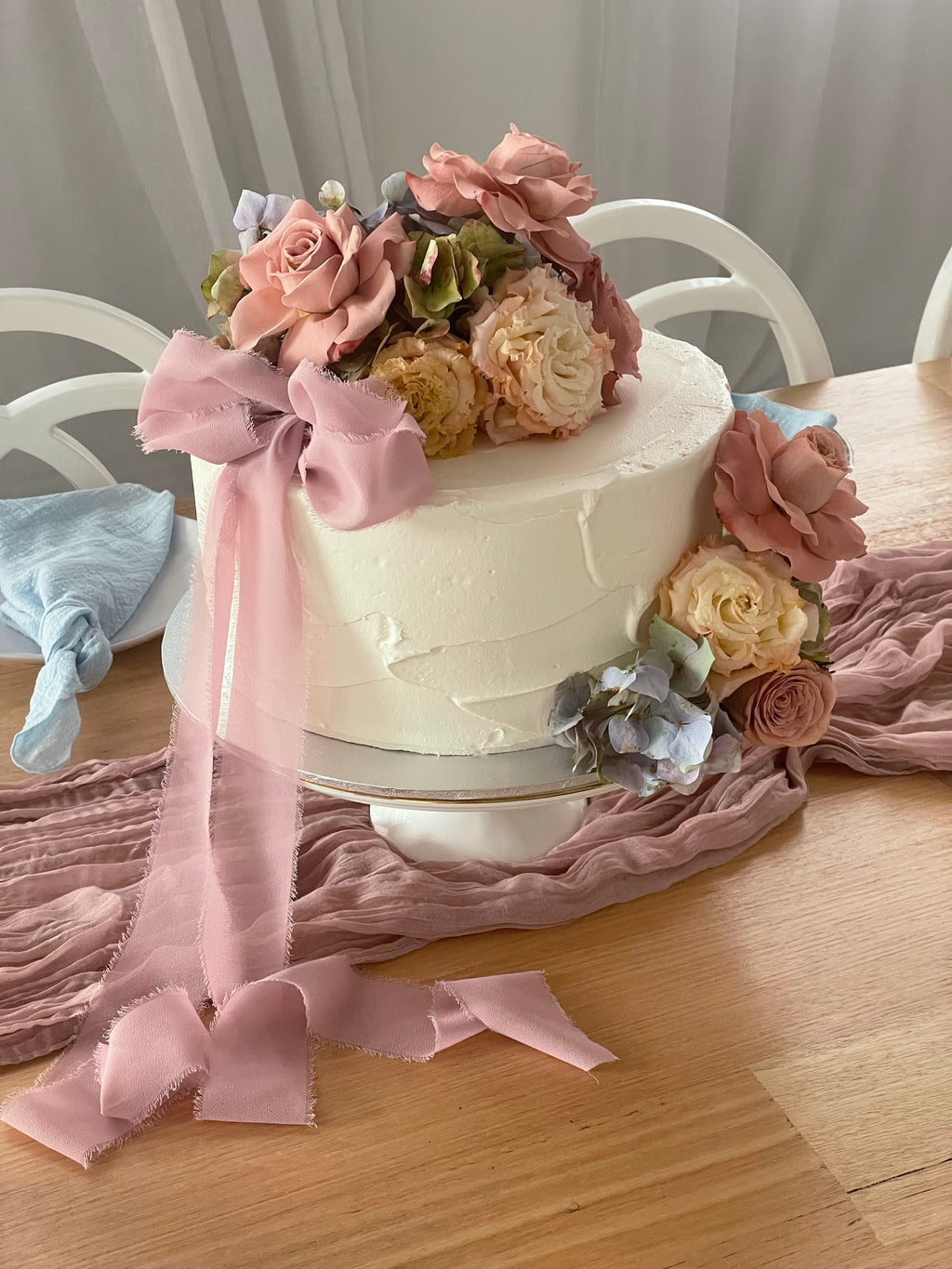 Buttercream Fresh Flowers With Ribbon Add-on