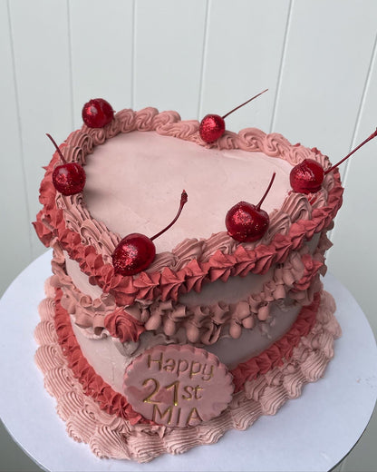 Vintage Heart Frill Cake