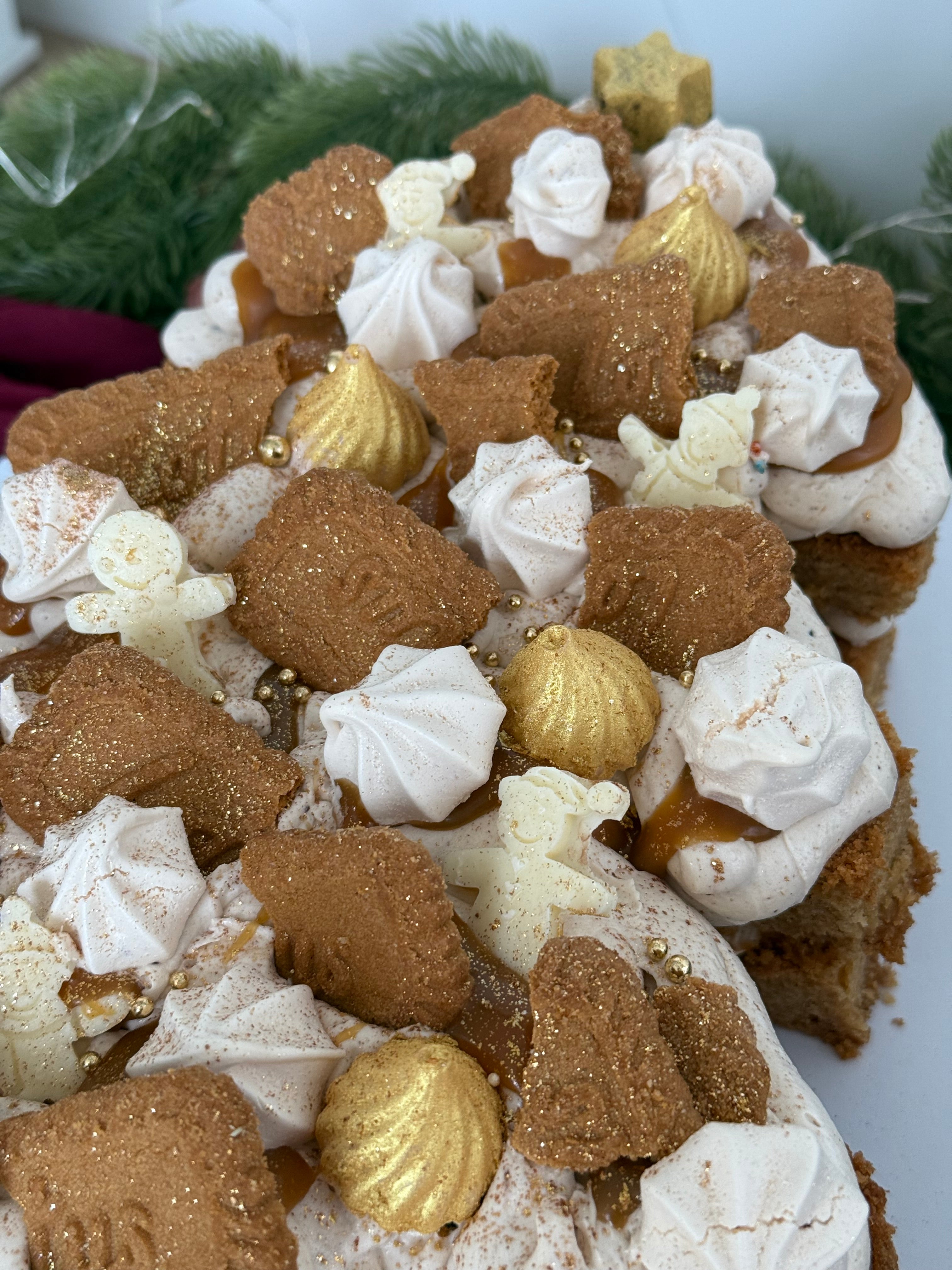 Christmas Biscoff Blondie Tree