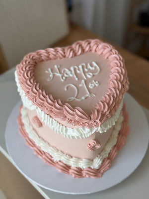 Vintage Heart Frill Cake