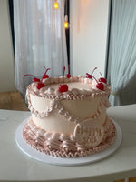 Vintage Heart Frill Cake