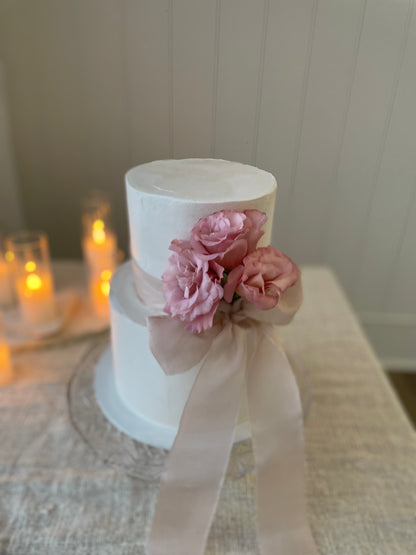 Buttercream Fresh Flowers With Ribbon Add-on