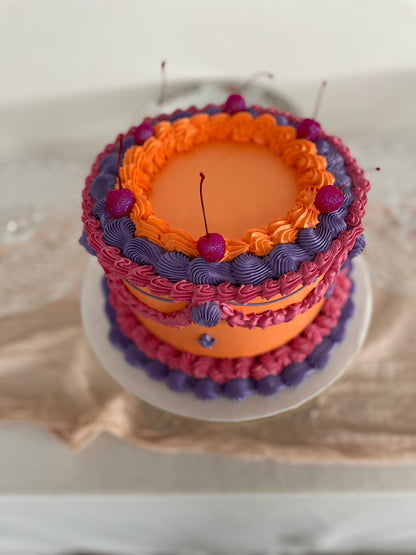 Vintage Round Frill Cake