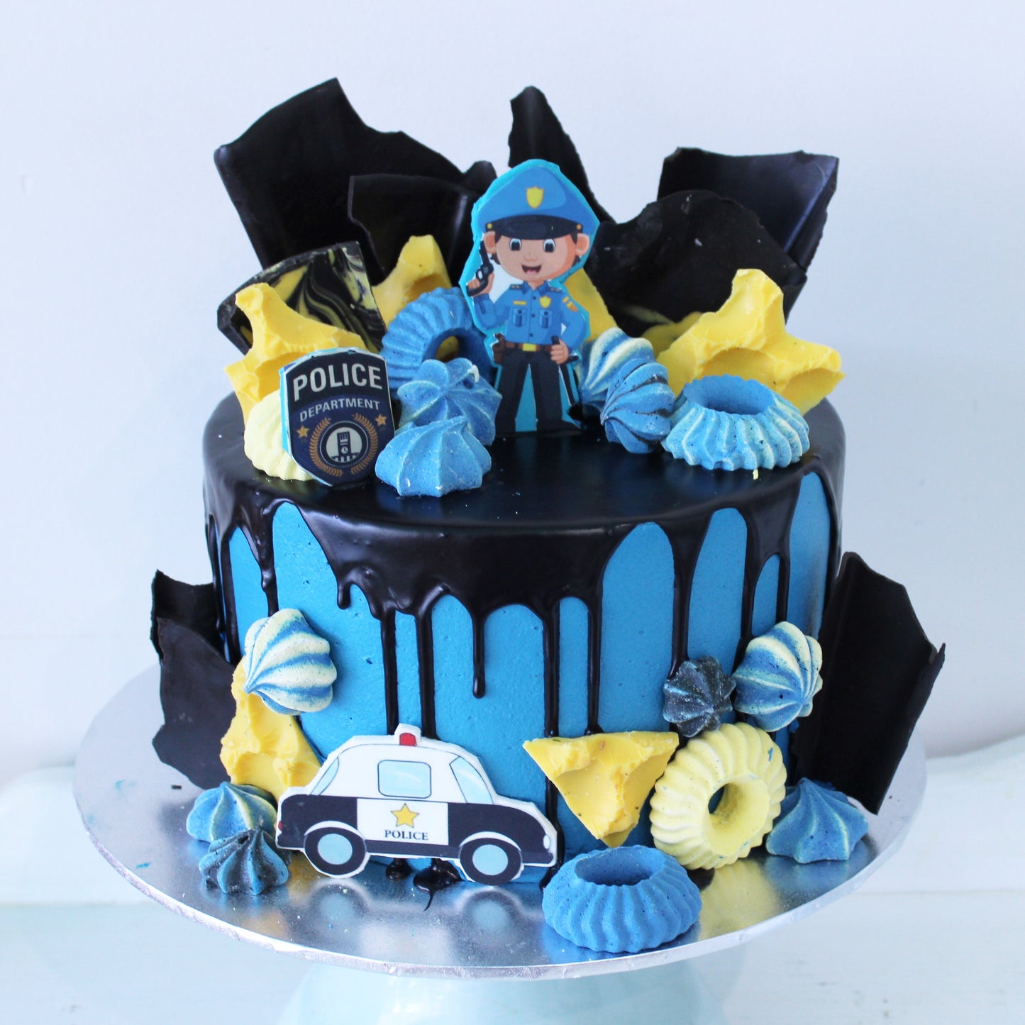 Superhero’s Party Cake