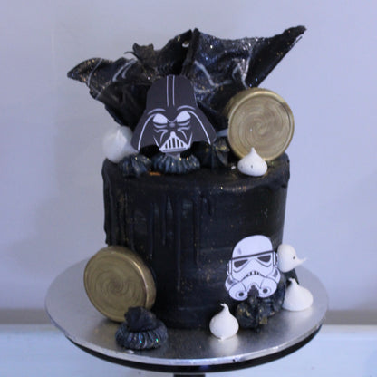 Superhero’s Party Cake