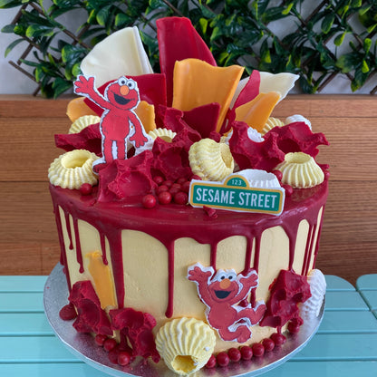 Superhero’s Party Cake