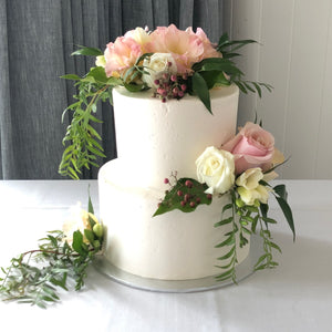 2 Tier Buttercream with Scatted flowers