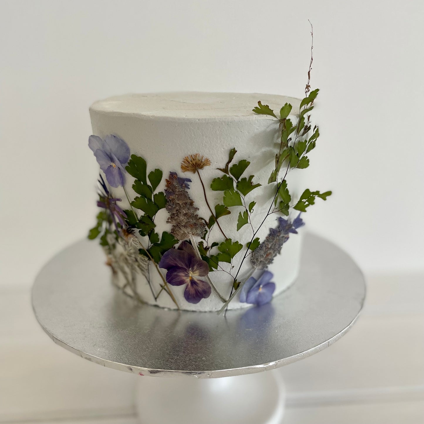 1 Tier Pressed Flower Cake